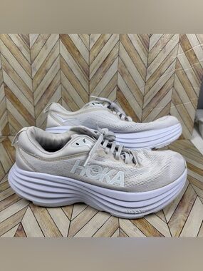 Hoka One One Women's Bondi 8 White Running Shoes Size 9.5